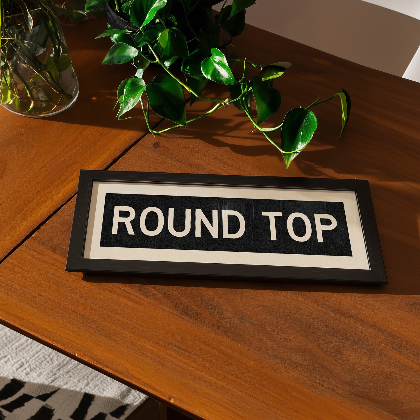 Framed Round Top Bus Scroll Sign